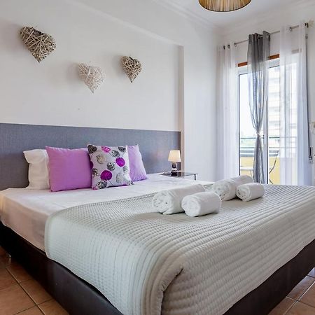 Light & Comfy Apartment W/ Pool & Balcony By Lovelystay Portimao Luaran gambar