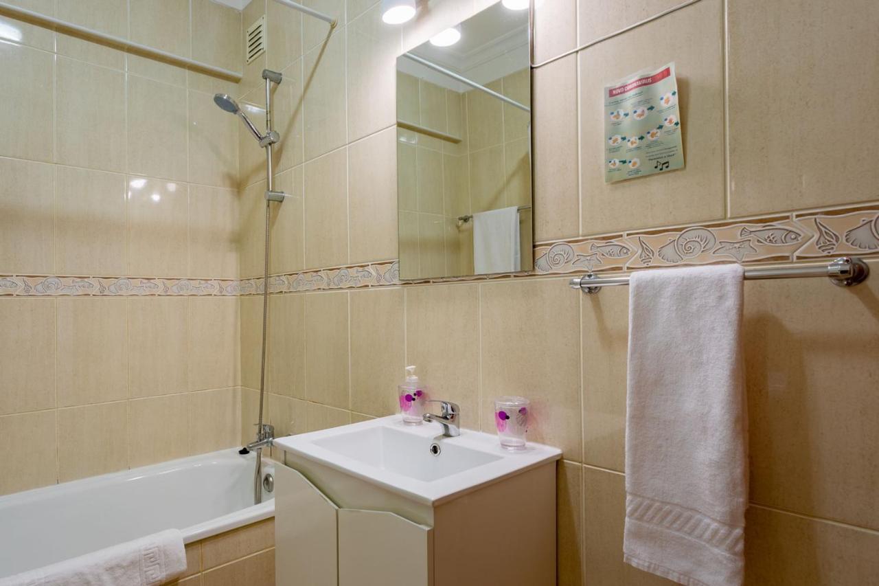 Light & Comfy Apartment W/ Pool & Balcony By Lovelystay Portimao Luaran gambar